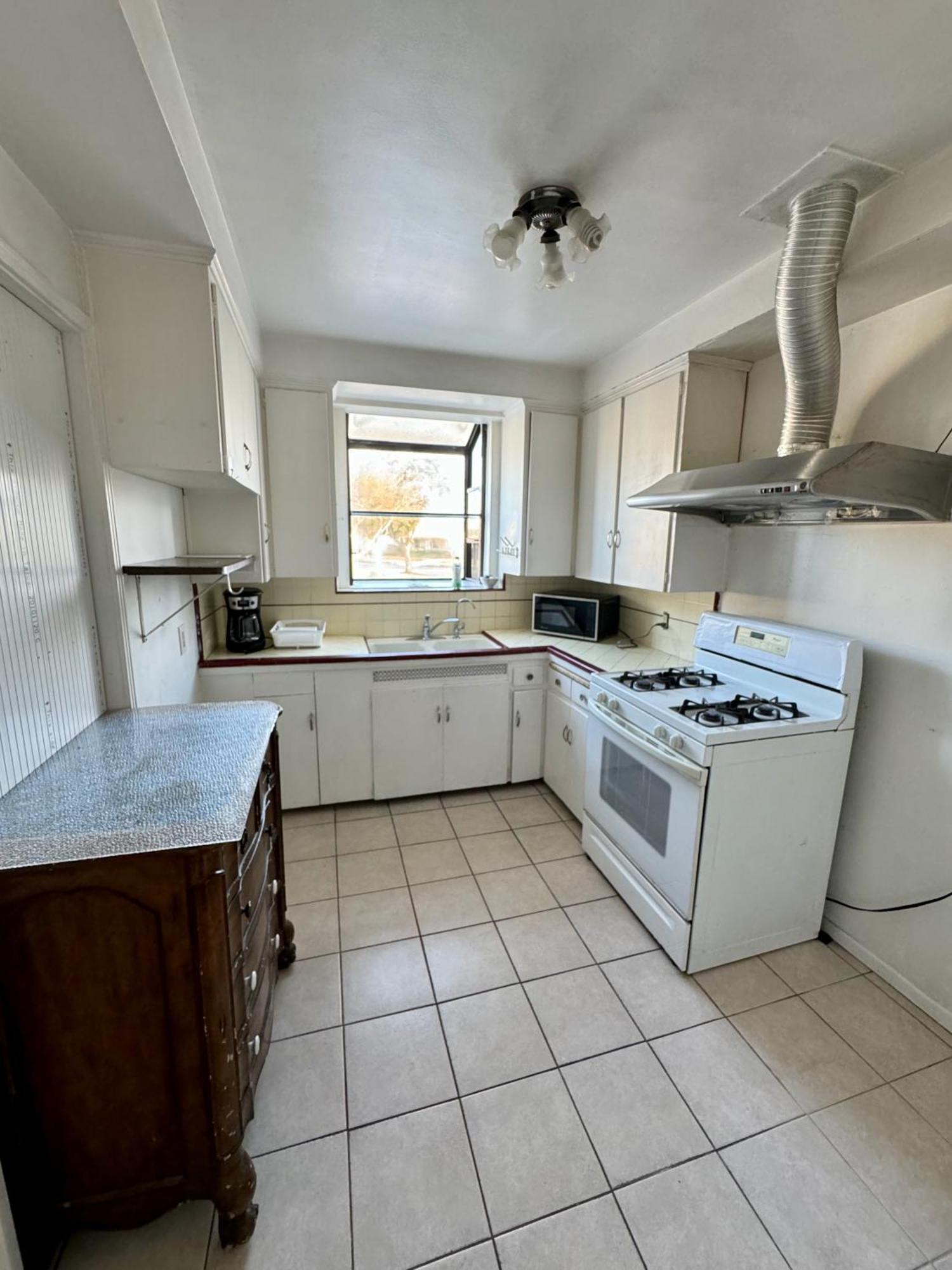 Cozy Home In Prime Location Monterey Park Exterior foto