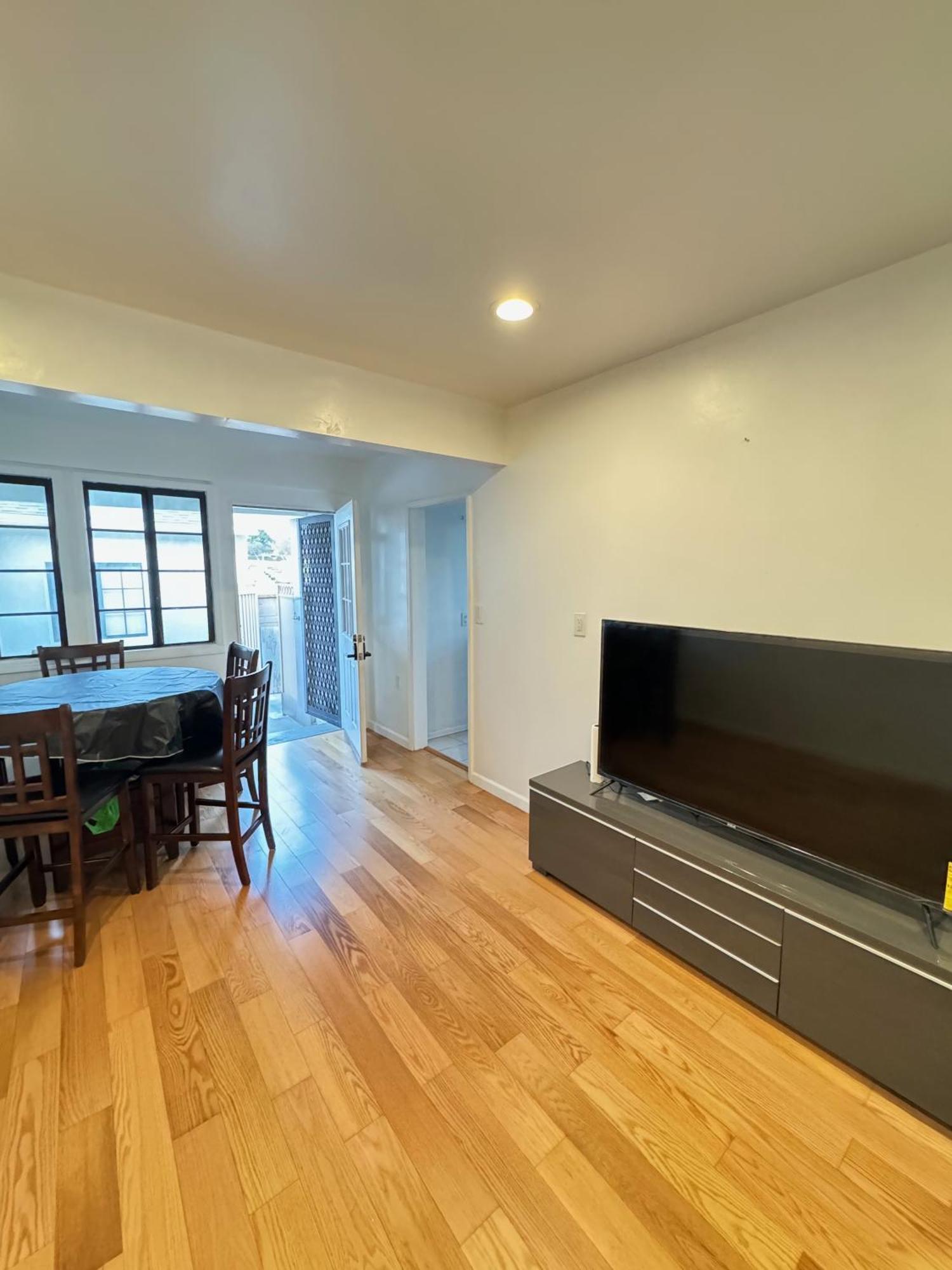Cozy Home In Prime Location Monterey Park Exterior foto